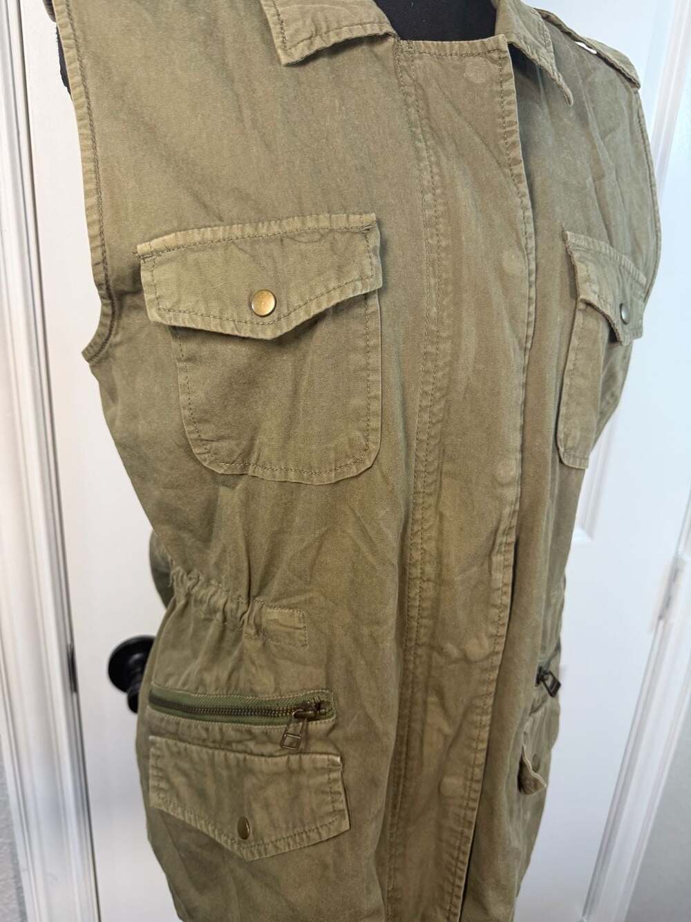 Velvet by Graham & Spencer Olive Green Utility Vest Size S - Picture 3 of 7